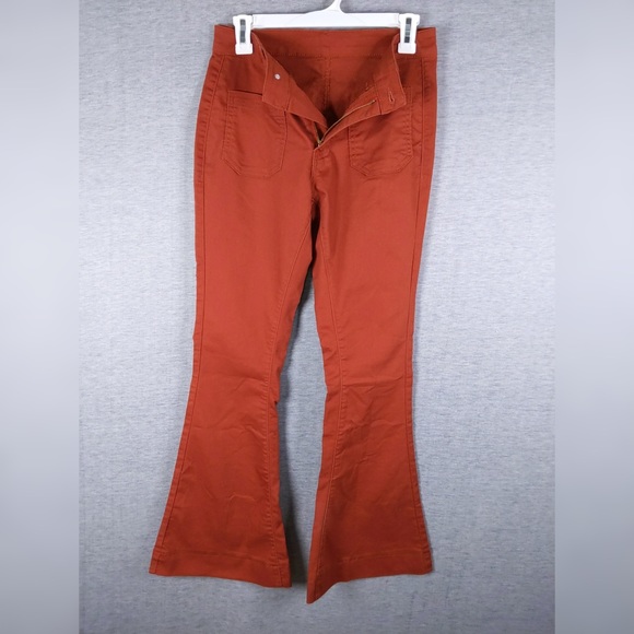 🎄 3/$35 👯‍♀️Host Pick⚡️Flared Jeans - Picture 5 of 8